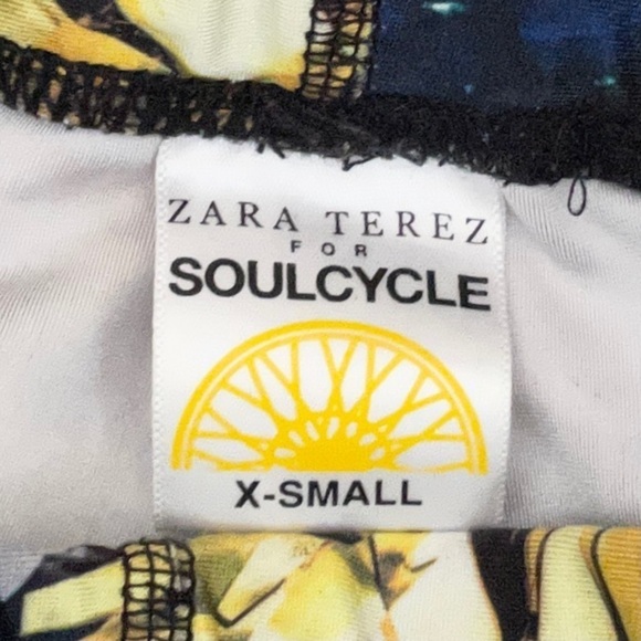 Zara Terez for Soul Cycle Abstract Geometric Crop Leggings Size XS - Picture 8 of 9